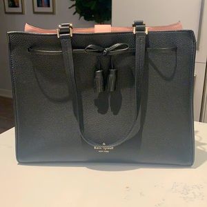 Kate Spade New York
Hayes Leather Tote Bag